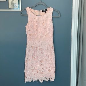 Light pink LuLus dress size xs